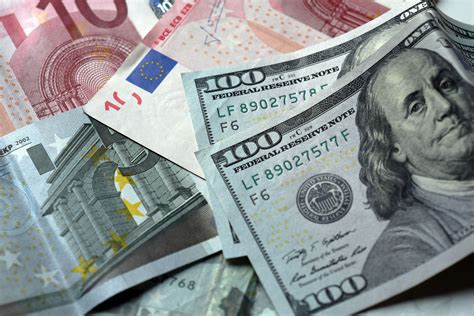 dolares em euros